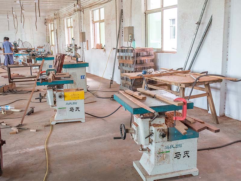 通河楼梯油漆修复费用