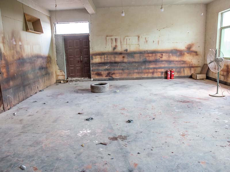 通河柜门油漆修复费用