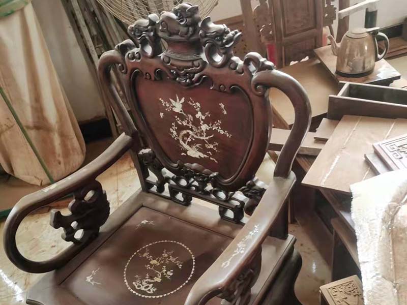 通河旧红木家具维修